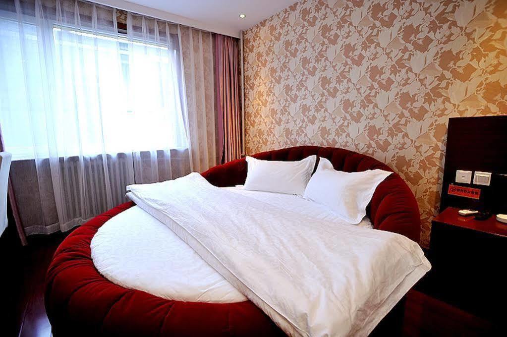 East Sacred Hotell Beijing Eksteriør bilde