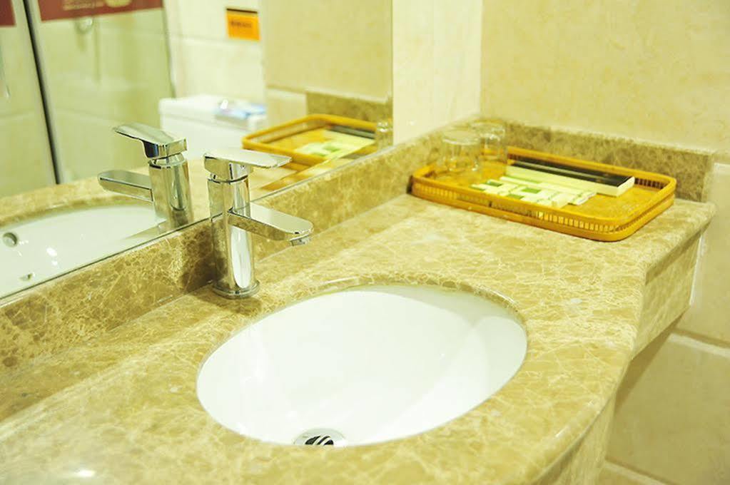 East Sacred Hotell Beijing Eksteriør bilde